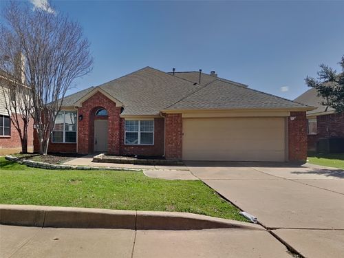 420 Rocky Creek Dr, Mansfield, TX, 76063-8800 | Card Image