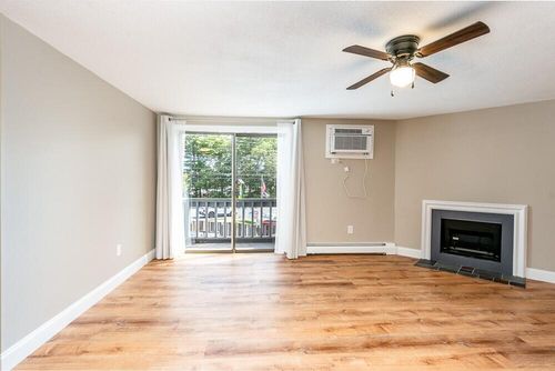 apt-4-825 W Main St, Hyannis, MA, 02601-3463 | Card Image