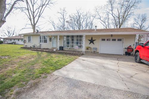 416 E Bayles St, Brownstown, IL, 62418-1312 | Card Image