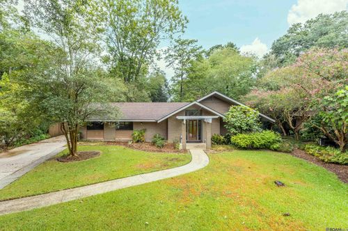 7601 Amesbury Cir, Baton Rouge, LA, 70808-6713 | Card Image