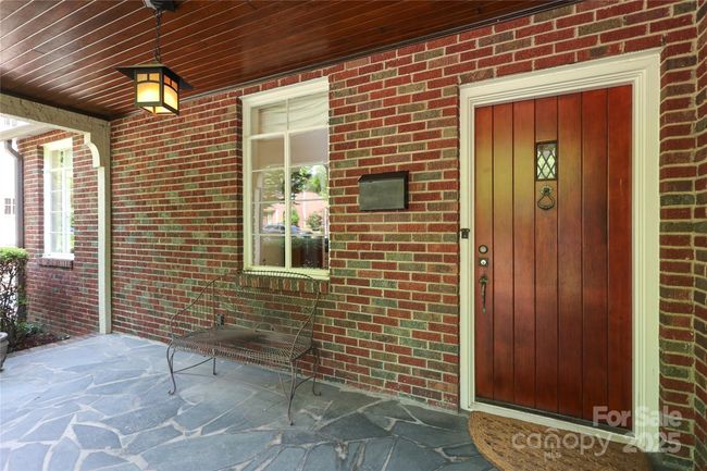 1021 Isleworth Ave, House other with 4 bedrooms, 4 bathrooms and null parking in Charlotte NC | Image 4