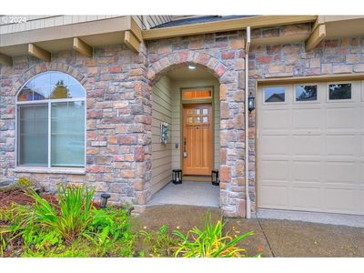 6842 Ne Willowgrove St, House other with 4 bedrooms, 2 bathrooms and 3 parking in Hillsboro OR | Image 3