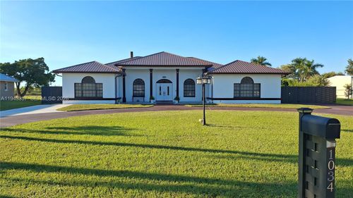 1034 Bayberry Loop, Clewiston, FL, 33440-0227 | Card Image