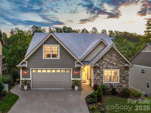 158 Narrows Run Loop, Hendersonville, NC, 28791-2836 | Card Image