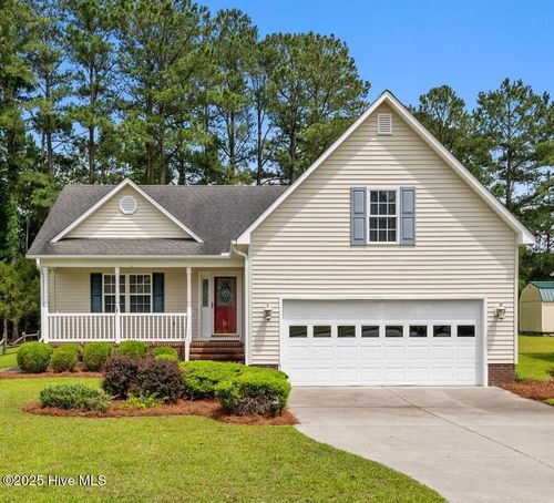 309 Belle Oaks Dr, New Bern, NC, 28562-8387 | Card Image