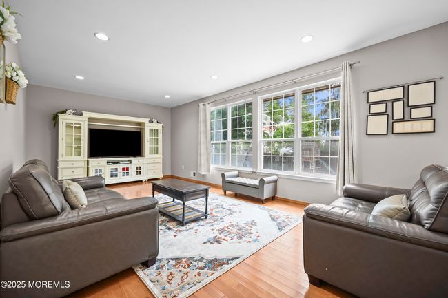 60 Bernadette Rd, House other with 4 bedrooms, 3 bathrooms and null parking in Morganville NJ | Image 14