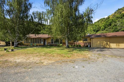 7825 Scotts Valley Rd, Lakeport, CA, 95453 | Card Image