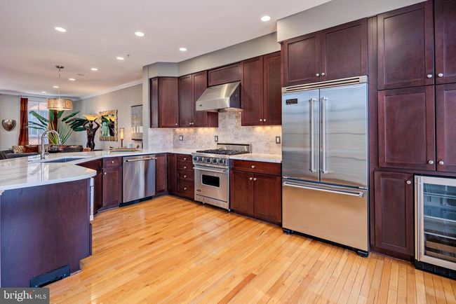UNIT-3 - 2317 Boston St, Townhouse with 3 bedrooms, 4 bathrooms and null parking in BALTIMORE MD | Image 4