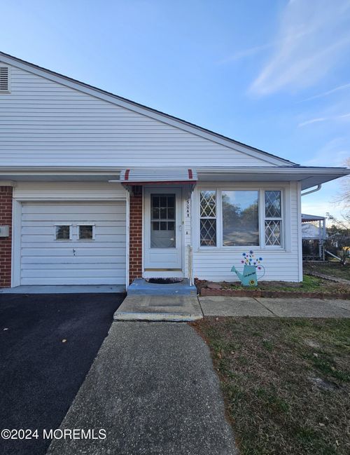 b-504 Lilac Lane, Whiting, NJ, 08759 | Card Image