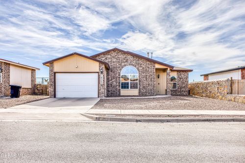 14320 Escalera Dr, Horizon City, TX, 79928-7732 | Card Image