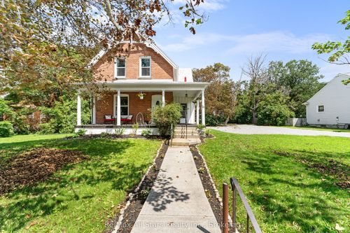 21 Francis St E, Kawartha Lakes, ON, K0M1N0 | Card Image