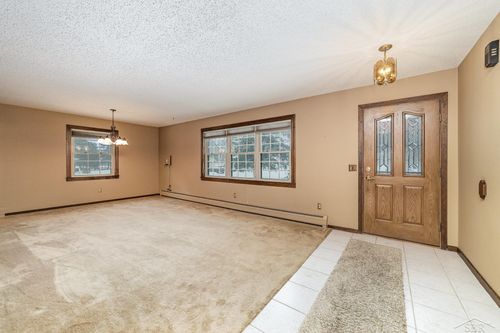 1668 Ashwood Dr, Reese, MI, 48757-9438 | Card Image