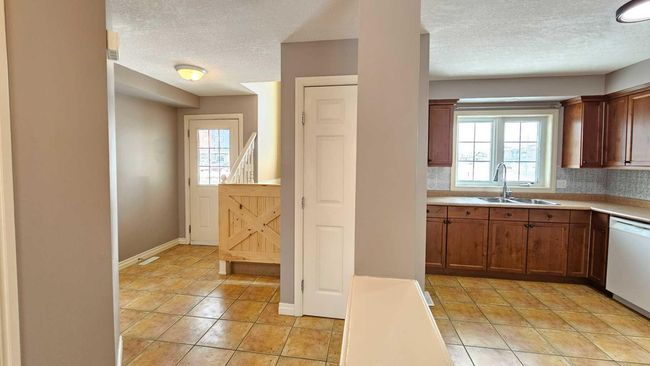 3 - 2614 11 Avenue, Townhouse with 3 bedrooms, 3 bathrooms and 2 parking in Wainwright AB | Image 6