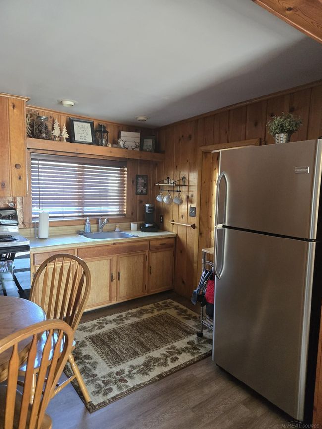 Kitchen | Image 7