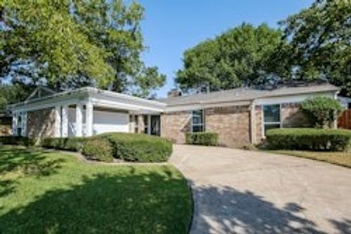 15525 Earlport Cir, Dallas, TX, 75248-5222 | Card Image