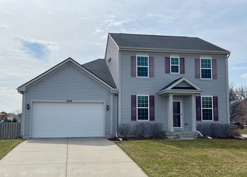 2009 Mayfair Dr, Island Lake, IL, 60042-8841 | Card Image