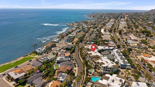 unit-h102-5470 La Jolla Blvd, La Jolla, CA, 92037-7664 | Card Image