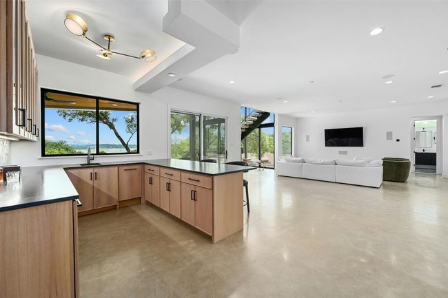 806 Sunfish St, House other with 4 bedrooms, 5 bathrooms and 4 parking in Lakeway TX | Image 35