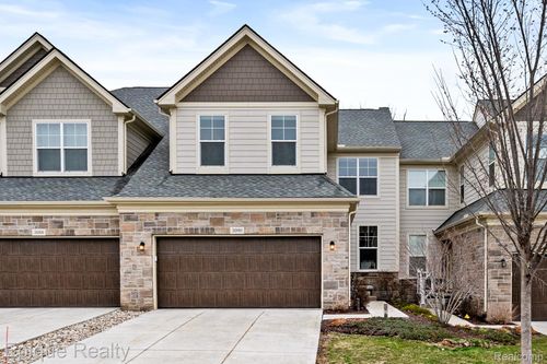 3090 Spurway Dr, Ann Arbor, MI, 48105-1497 | Card Image