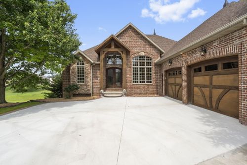 1518 Silver Oak Drive, Springfield, MO, 65810 | Card Image