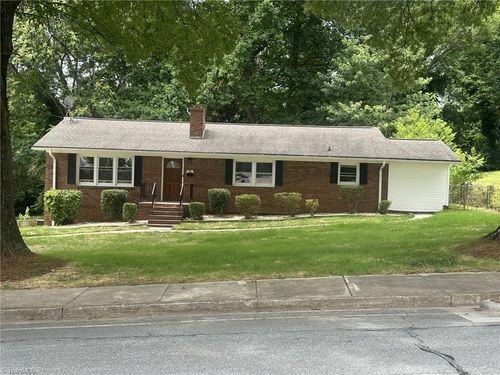 1200 Lockland Ave, Winston-Salem, NC, 27103-5118 | Card Image