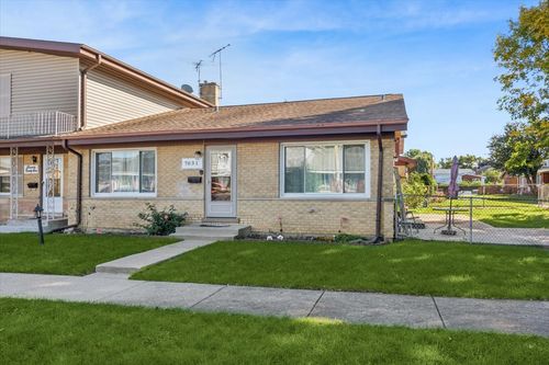 7031 W Crain St, Niles, IL, 60714-2127 | Card Image