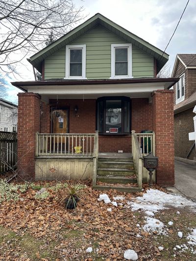 65 Crewe Ave, House other with 3 bedrooms, 1 bathrooms and 1 parking in East York ON | Image 2