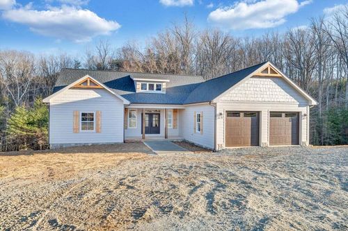 220 Emerald Bay Dr, Moneta, VA, 24121-6522 | Card Image