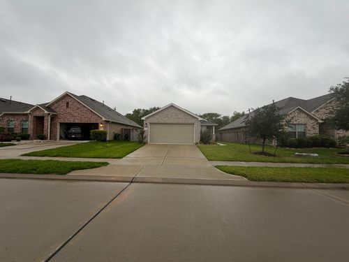 1174 Filly Creek Dr, Alvin, TX, 77511-2128 | Card Image