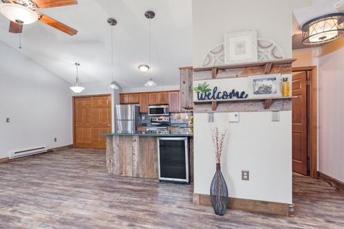 apt-8-513 Lawson School Rd, DELAVAN, WI, 53115-3191 | Card Image