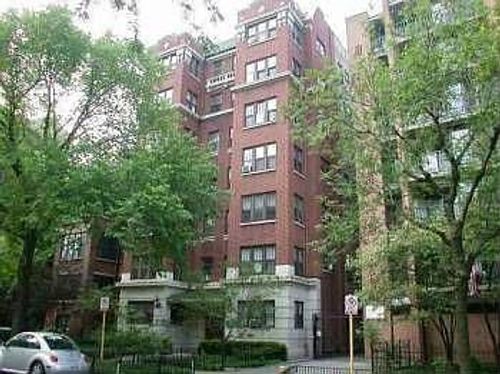 4a-647 W Sheridan Rd, Chicago, IL, 60613-3310 | Card Image