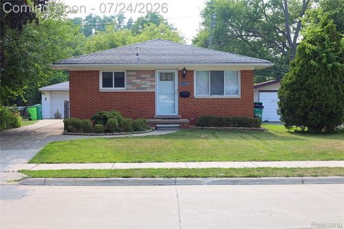 21819 Beechwood Ave, Eastpointe, MI, 48021-3814 | Card Image