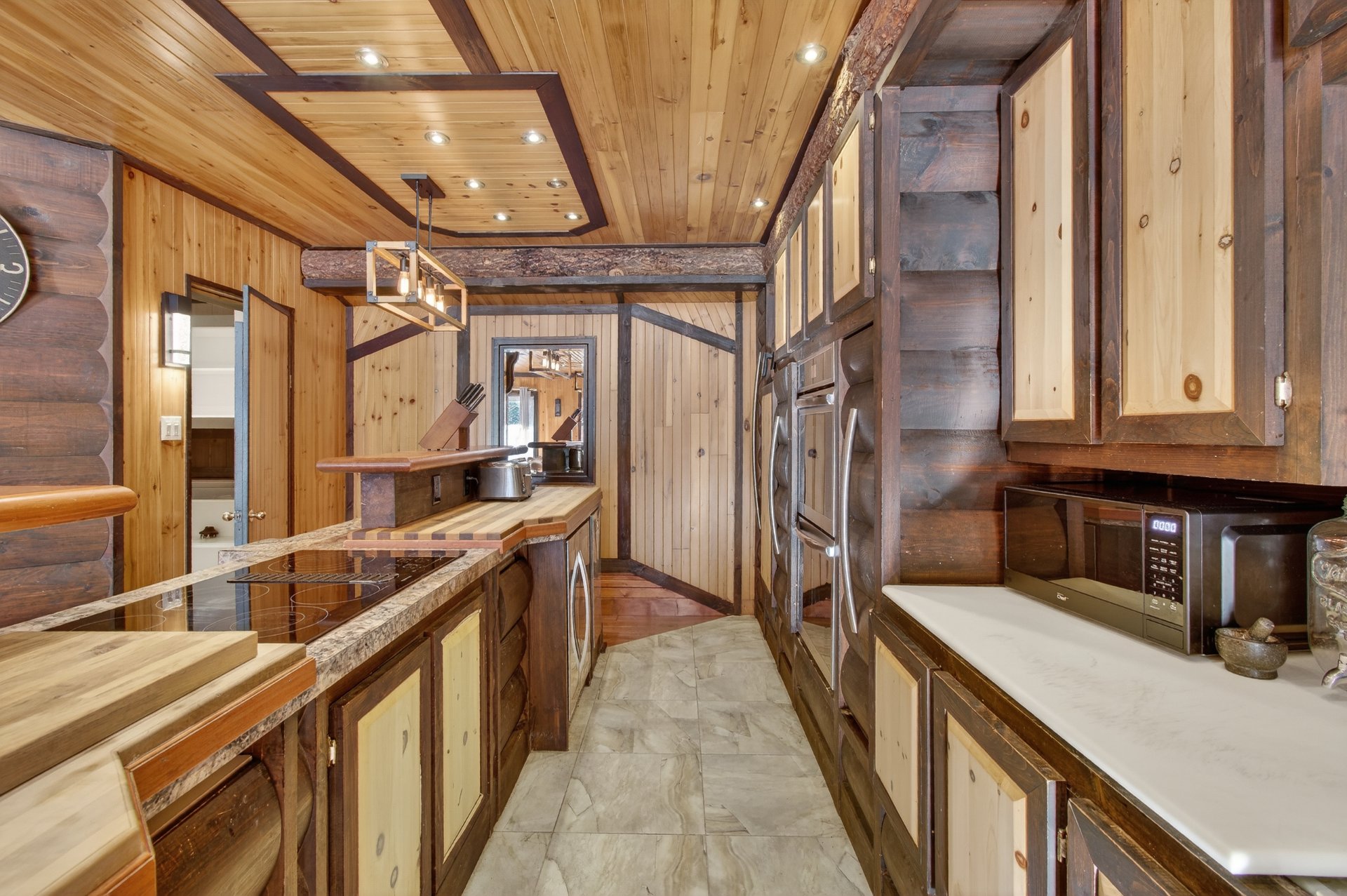 Residential in Mille-Isles 4