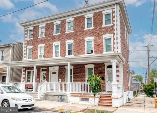 303 Lincoln Ave, BRISTOL, PA, 19007-5312 | Card Image