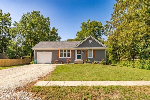 505 Main St, Garden City, MO, 64747-9189 | Card Image