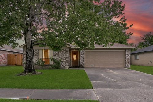 16937 Larkspur, Conroe, TX, 77385-3732 | Card Image
