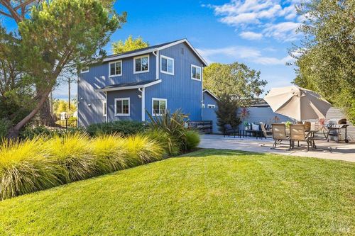 10150 Los Amigos Rd, Windsor, CA, 95492 | Card Image