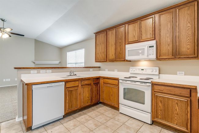 1325 Barrel Run, House other with 4 bedrooms, 2 bathrooms and null parking in Haslet TX | Image 11