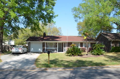 19 Lighthouse Dr, Goose Creek, SC, 29445-4612 | Card Image
