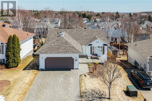 34 Mist Hollow Dr, Sudbury, ON, P3E6L7 | Card Image
