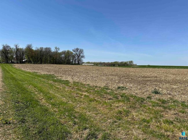 44415 Us Highway 18, House other with 3 bedrooms, 2 bathrooms and null parking in Freeman SD | Image 24