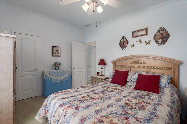 8424 Regal Way, House other with 3 bedrooms, 2 bathrooms and null parking in PALMETTO FL | Image 17