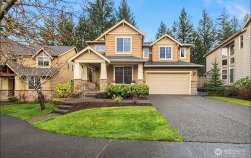 8812 Norman Ave Se, Snoqualmie, WA, 98065-5002 | Card Image