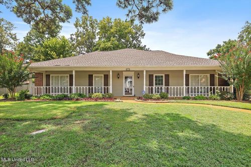 907 Tetbury Pl, Brandon, MS, 39047-9249 | Card Image