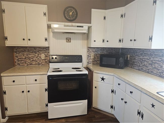 305 State St, House other with 2 bedrooms, 1 bathrooms and null parking in Smethport PA | Image 18