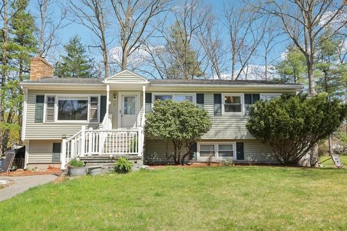 8 Brian Ave, Salem, NH, 03079-2514 | Card Image