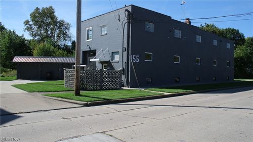 155 North St Nw, Warren, OH, 44483-3715 | Card Image