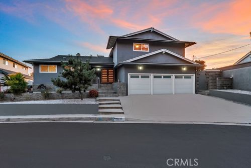  10208 Sully Drive, Sun Valley, CA, 91352 | Card Image