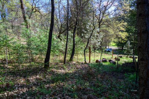 90 Hillcrest Dr, Lewiston, CA, 96052 | Card Image