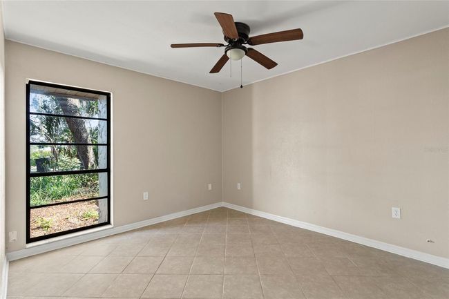 Room 3 | Image 15